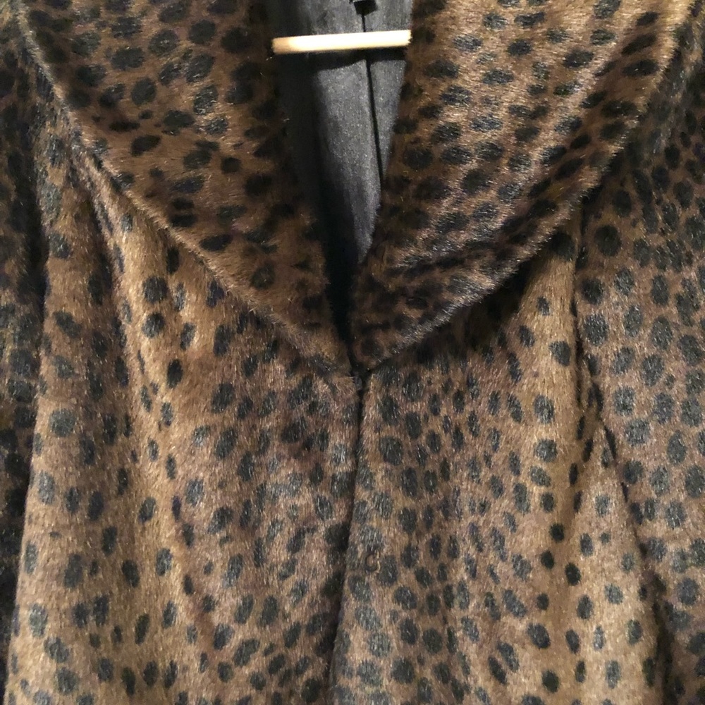 Faux fur TOPSHOP coat!